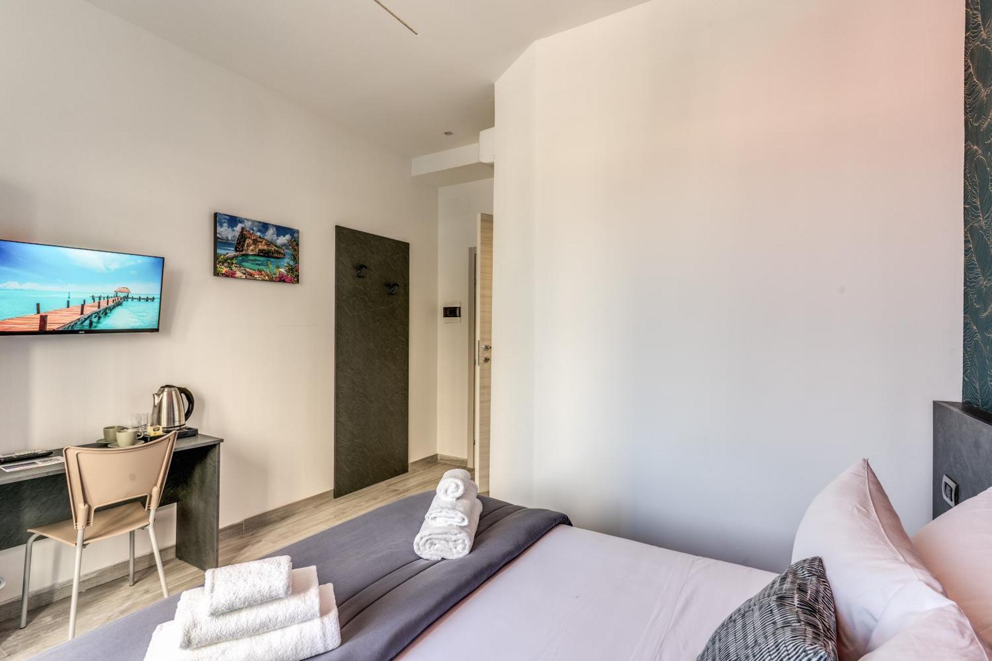 Royal Bed & Breakfast Naples